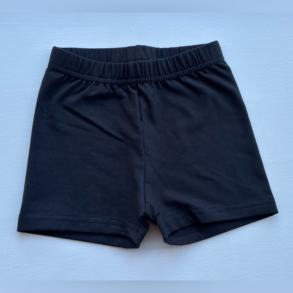 NEW Hanna Andersson Tumble Shorts Black size 4